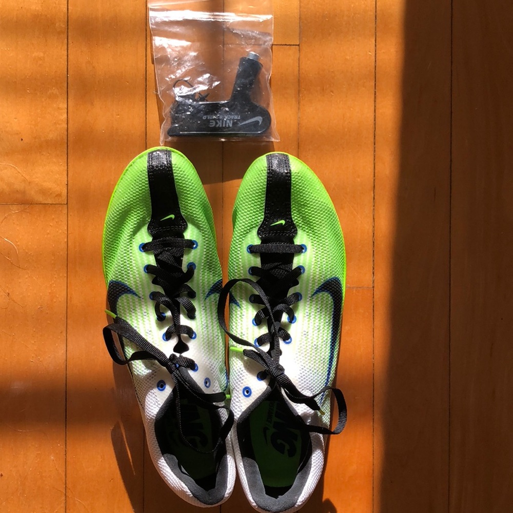 Track shoes size 6.5 Nike